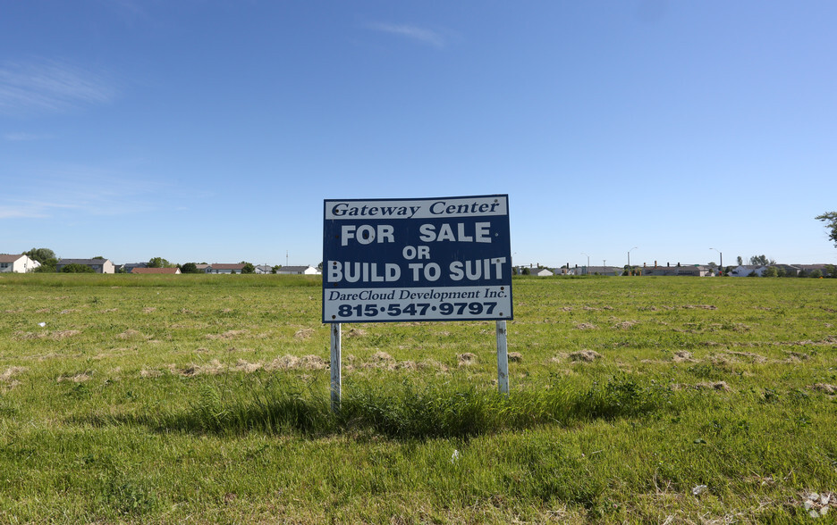 SEQ Route 20 & Genoa Rd, Belvidere, IL for sale - Primary Photo - Image 1 of 1