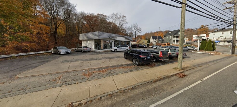 138 Norwich Ave, Norwich, CT for sale - Building Photo - Image 1 of 1