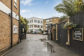 190A New North Rd, London to rent Building Photo- Image 2 of 14