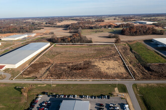 720 Garvin Ln, Franklin, KY for sale Primary Photo- Image 1 of 8