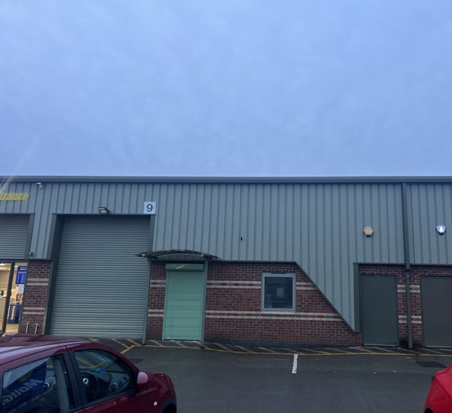 Bowesfield Crescent, Stockton-On-Tees to rent - Building Photo - Image 2 of 6