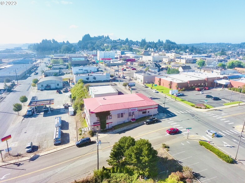 1805 Sherman Ave, North Bend, OR for sale - Aerial - Image 3 of 29