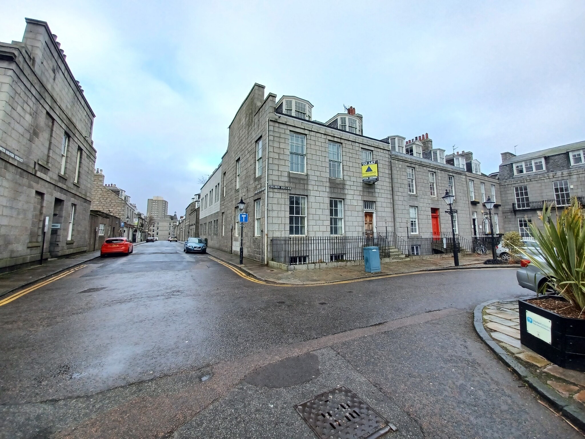12 Golden Sq, Aberdeen to rent Building Photo- Image 1 of 2