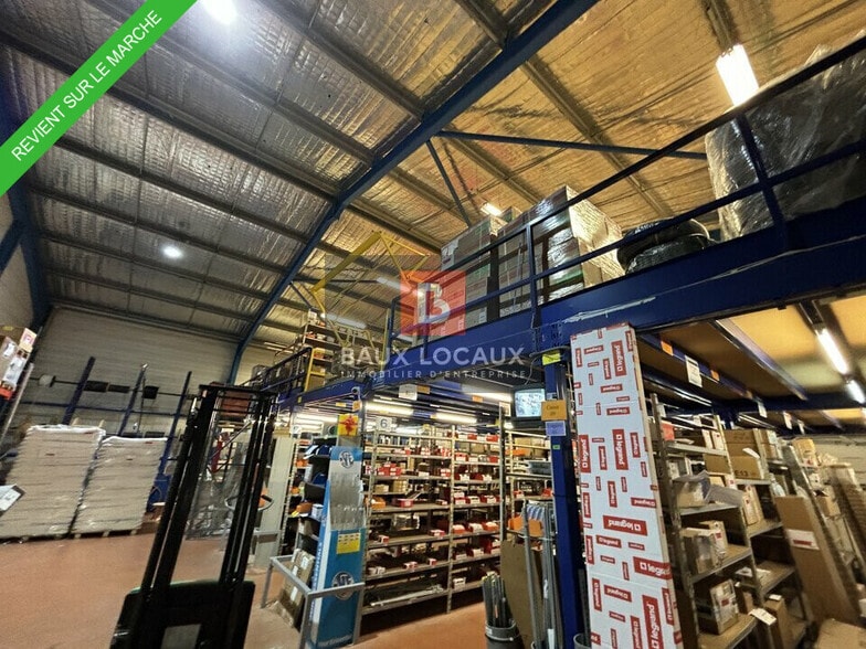 Light Industrial in Avignon for sale - Building Photo - Image 2 of 12