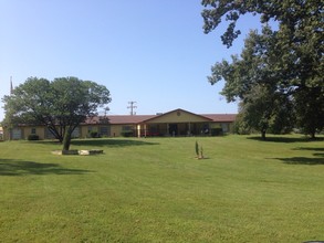 66 Shelby St, Cadiz, KY for sale Primary Photo- Image 1 of 1