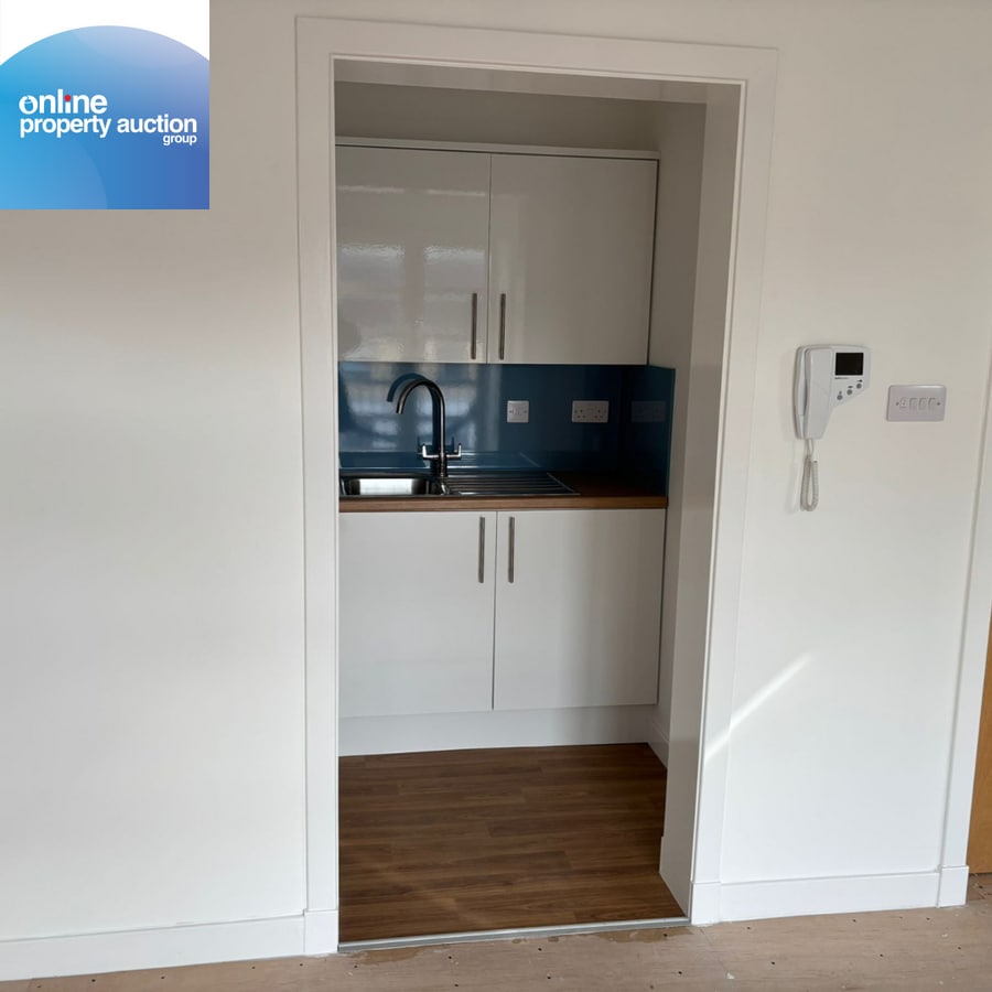 21-25 Carlton Ct, Glasgow, GLG G5 9JP - Unit 6 & 7 -  - Interior Photo - Image 2 of 16
