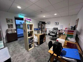 Hopclover Way, Ringwood to rent Interior Photo- Image 1 of 3