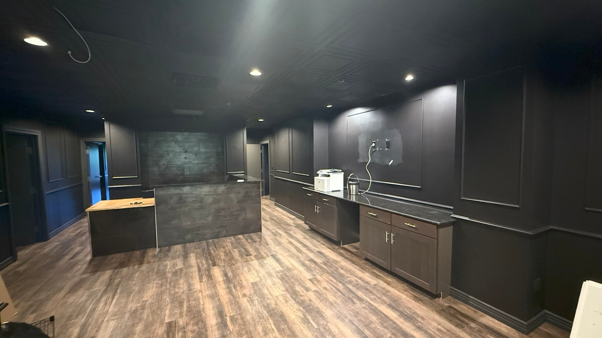 250 Steele St, Denver, CO to rent Interior Photo- Image 1 of 15