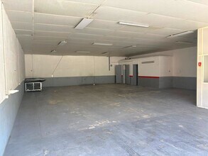 Light Industrial in Gémenos to rent Interior Photo- Image 2 of 6