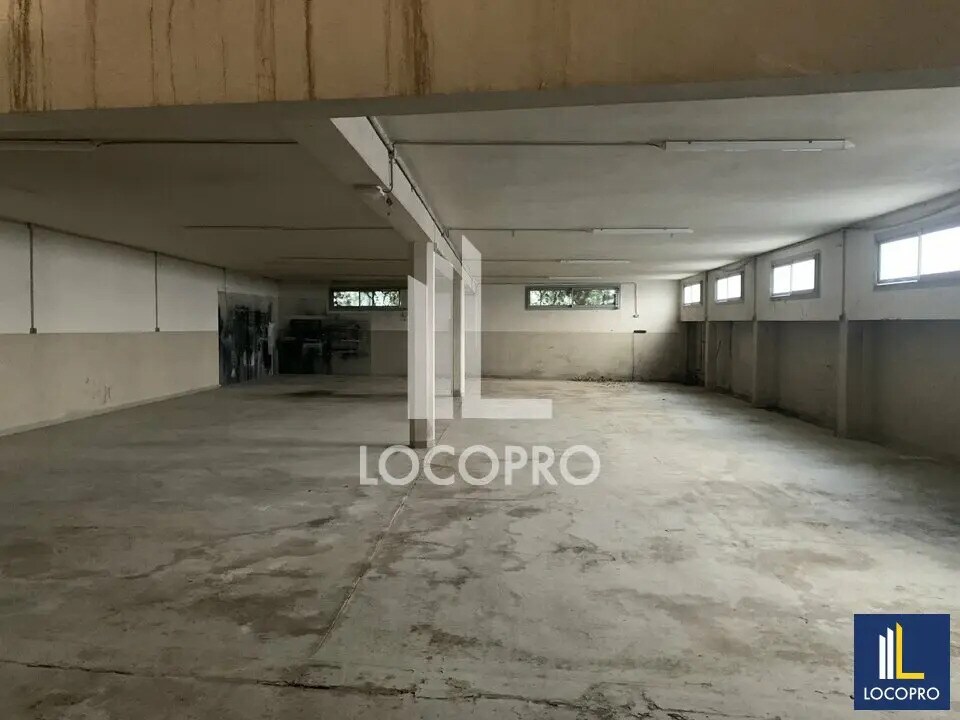 Vente Local d'activités 460 m² - Photo 1