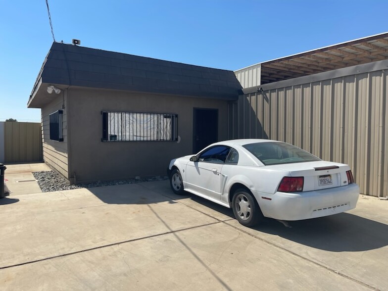 1224 21st St, Bakersfield, CA for sale - Building Photo - Image 1 of 10