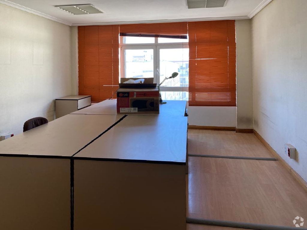 Office in Madrid, Madrid to rent Interior Photo- Image 1 of 8