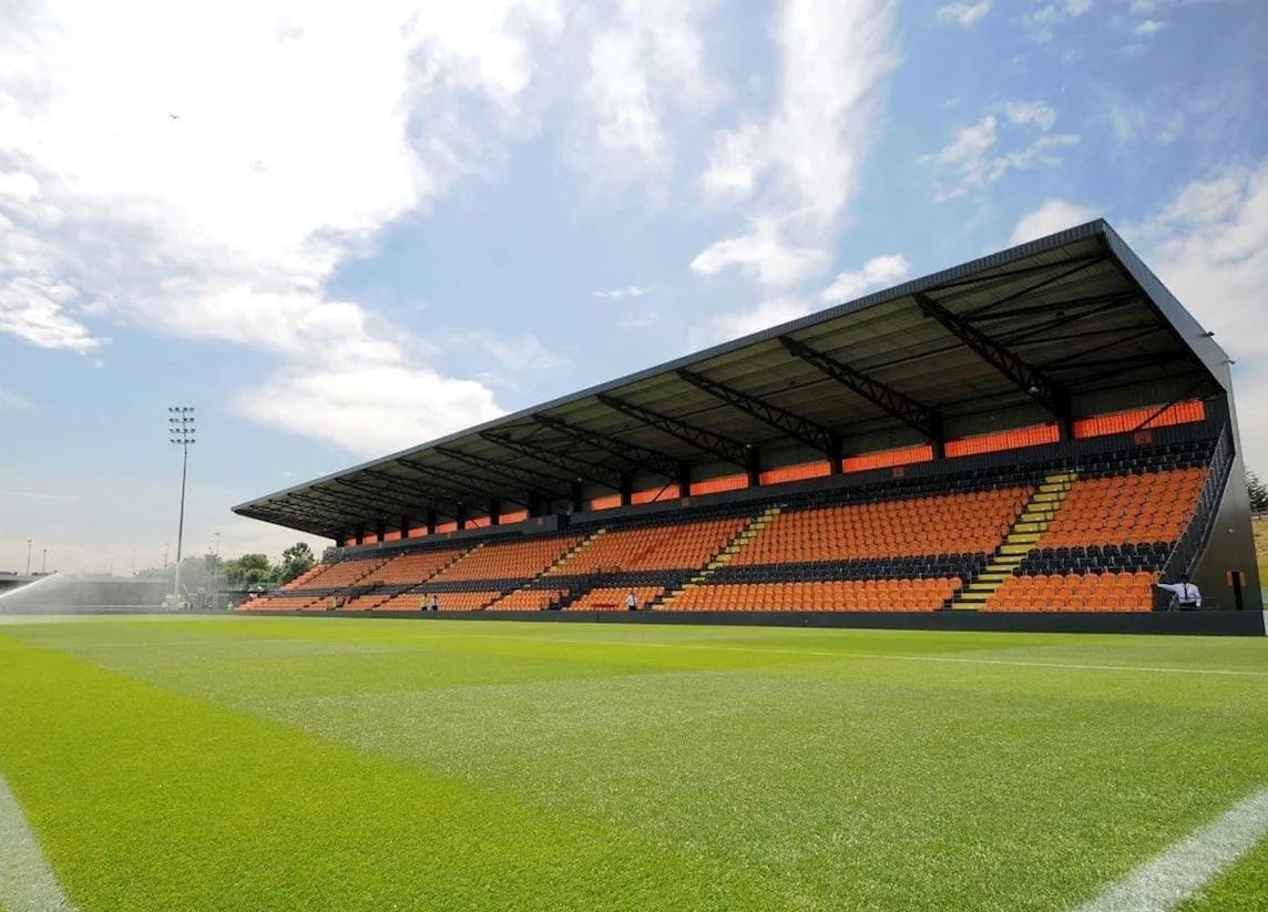 Camrose Ave, Edgware, HA8 6AG UK