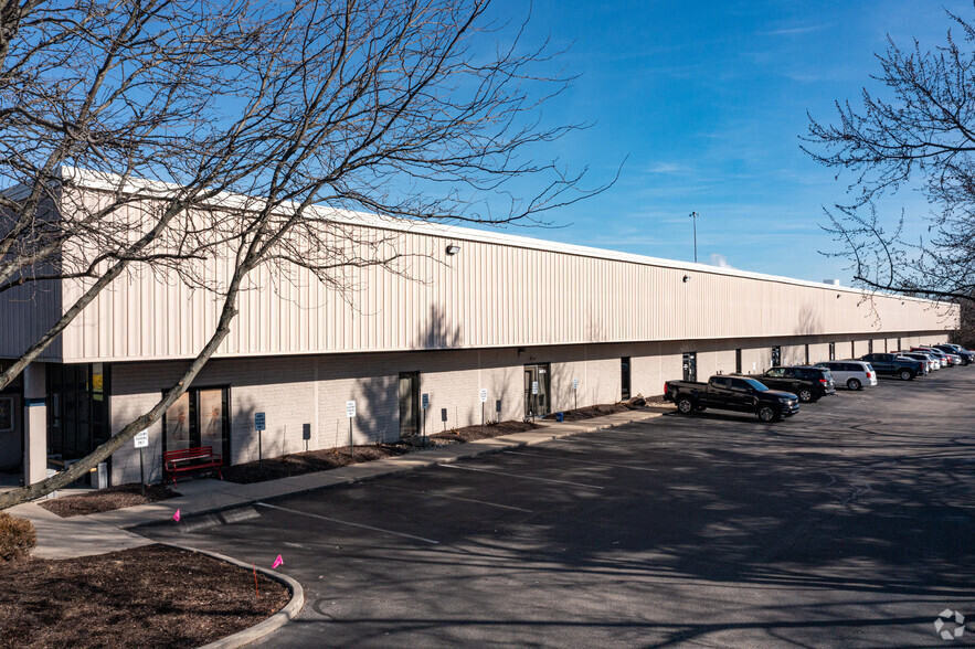 11444 Deerfield Rd, Blue Ash, OH for sale - Primary Photo - Image 1 of 1