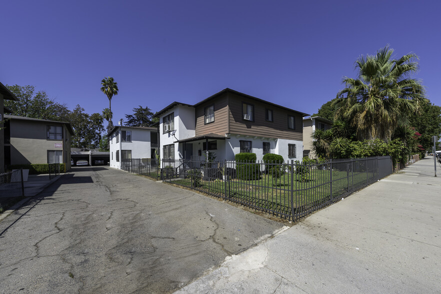 6519 Sepulveda Blvd, Van Nuys, CA for sale - Building Photo - Image 1 of 1