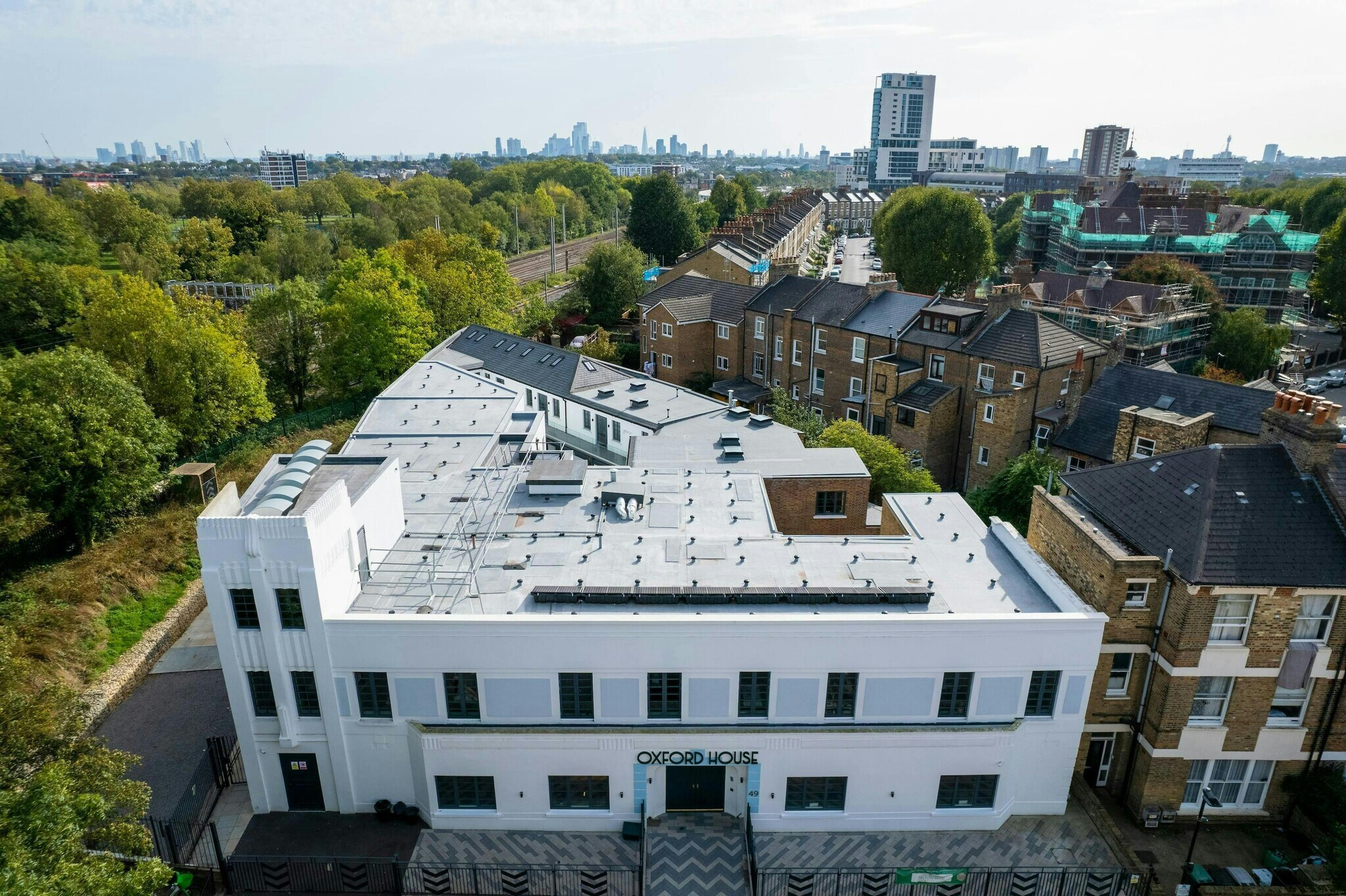49A Oxford Rd, London to rent Building Photo- Image 1 of 15