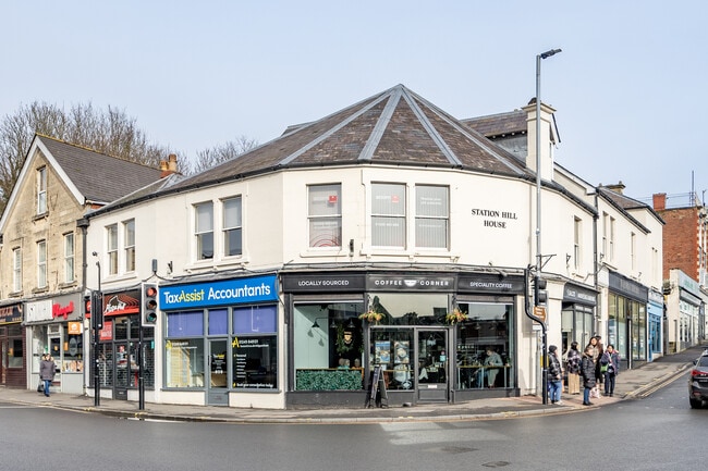 More details for 6-8 New Rd, Chippenham - Retail to Rent