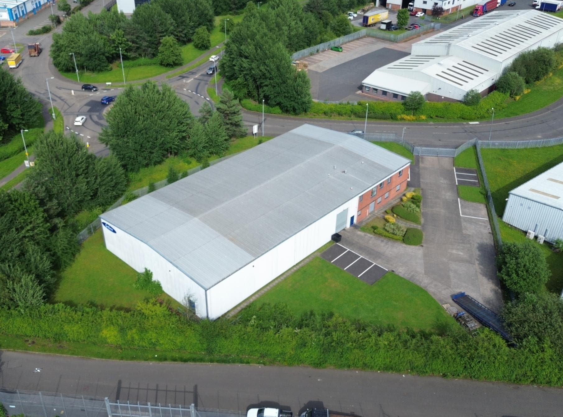 2 South Caldeen Rd, Coatbridge for sale Building Photo- Image 1 of 5