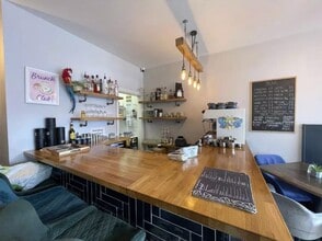 2-12 West St, Rochford to rent Interior Photo- Image 2 of 5