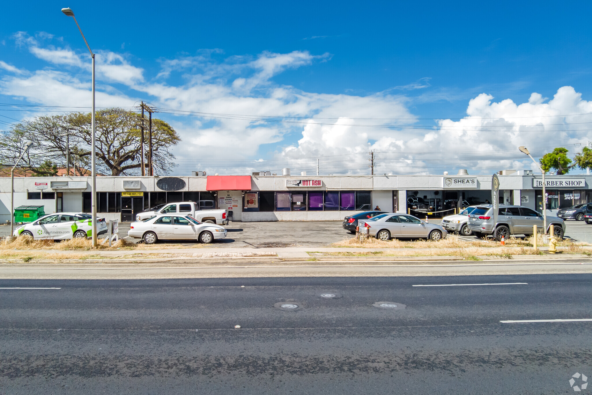 593 Kamehameha Hwy, Pearl City, HI for rent Building Photo- Image 1 of 14