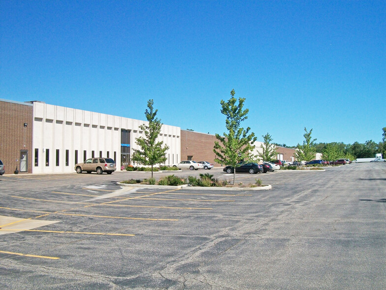 29001 Solon Rd, Solon, OH for sale - Building Photo - Image 1 of 6