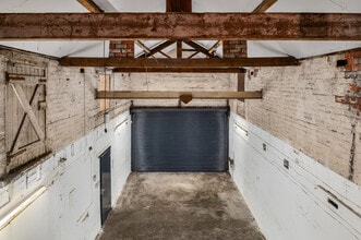 8C North Street, Castleford to rent Interior Photo- Image 2 of 4