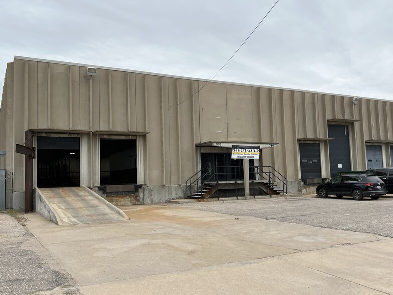 1970 S West St, Wichita, KS for rent - Building Photo - Image 2 of 8