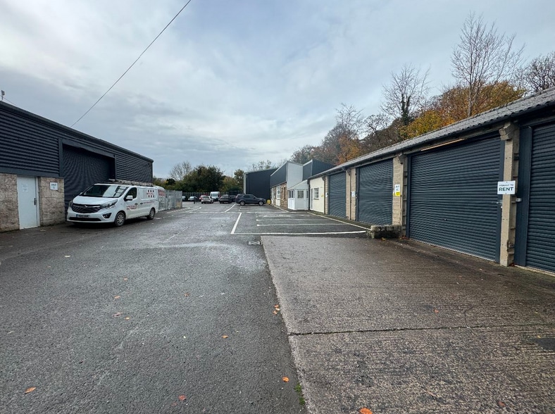 North Rd, Okehampton to rent - Building Photo - Image 3 of 3