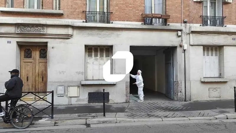 Location Local d'activités 380 m² - Photo 1