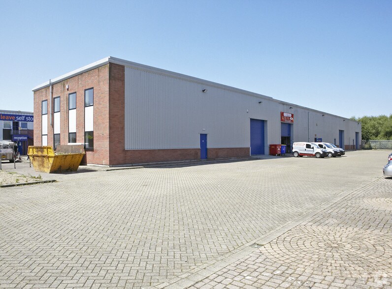 Marshwood Clos, Canterbury for sale - Primary Photo - Image 1 of 1