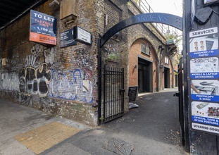 500 Bethnal Green Rd, London to rent Building Photo- Image 2 of 8
