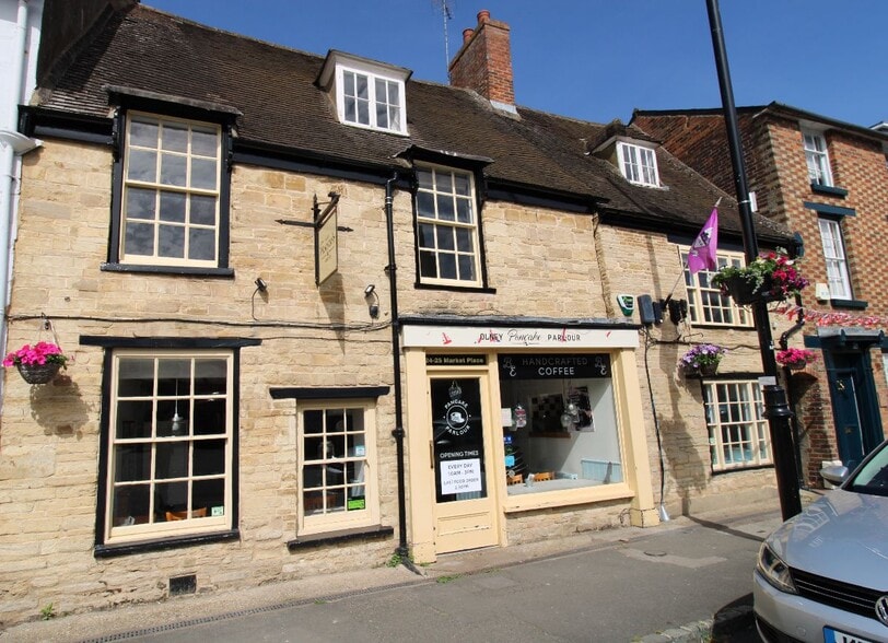 24-25 Market Pl, Olney to rent - Building Photo - Image 2 of 2