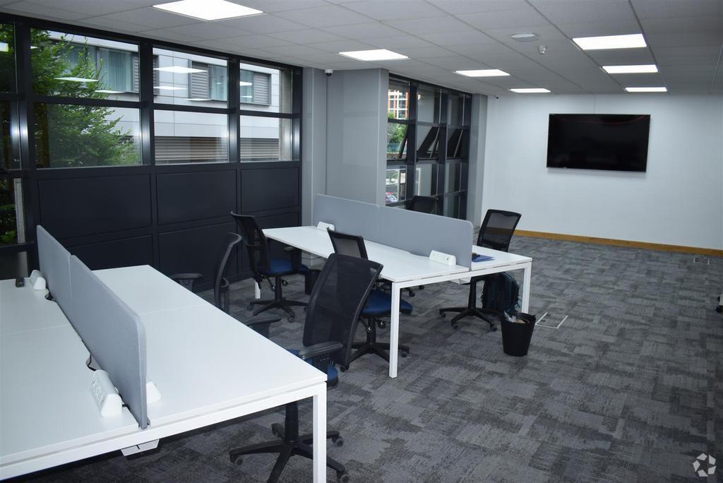 Admirals Way, London, LND E14 9XL - Unit 14 - - Interior Photo - Image 2 of 7