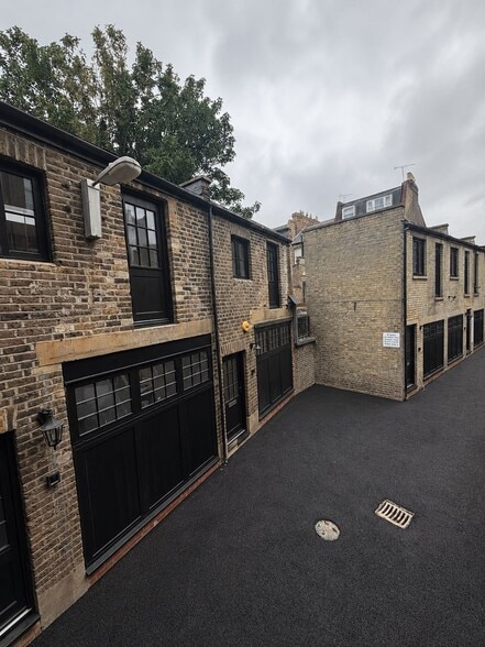 112-114a New Kings Rd, London to rent - Building Photo - Image 1 of 5