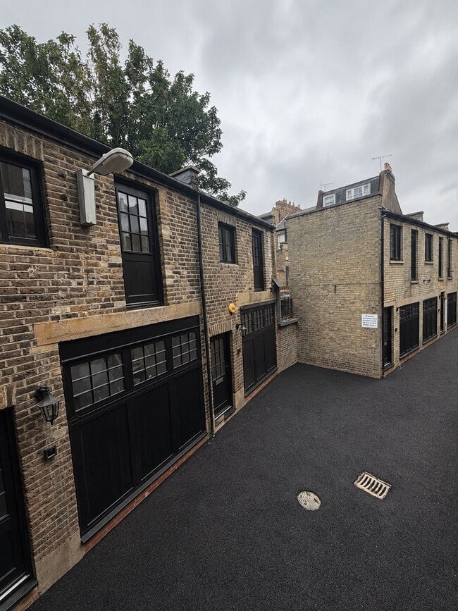 More details for 112-114a New Kings Rd, London - Office to Rent