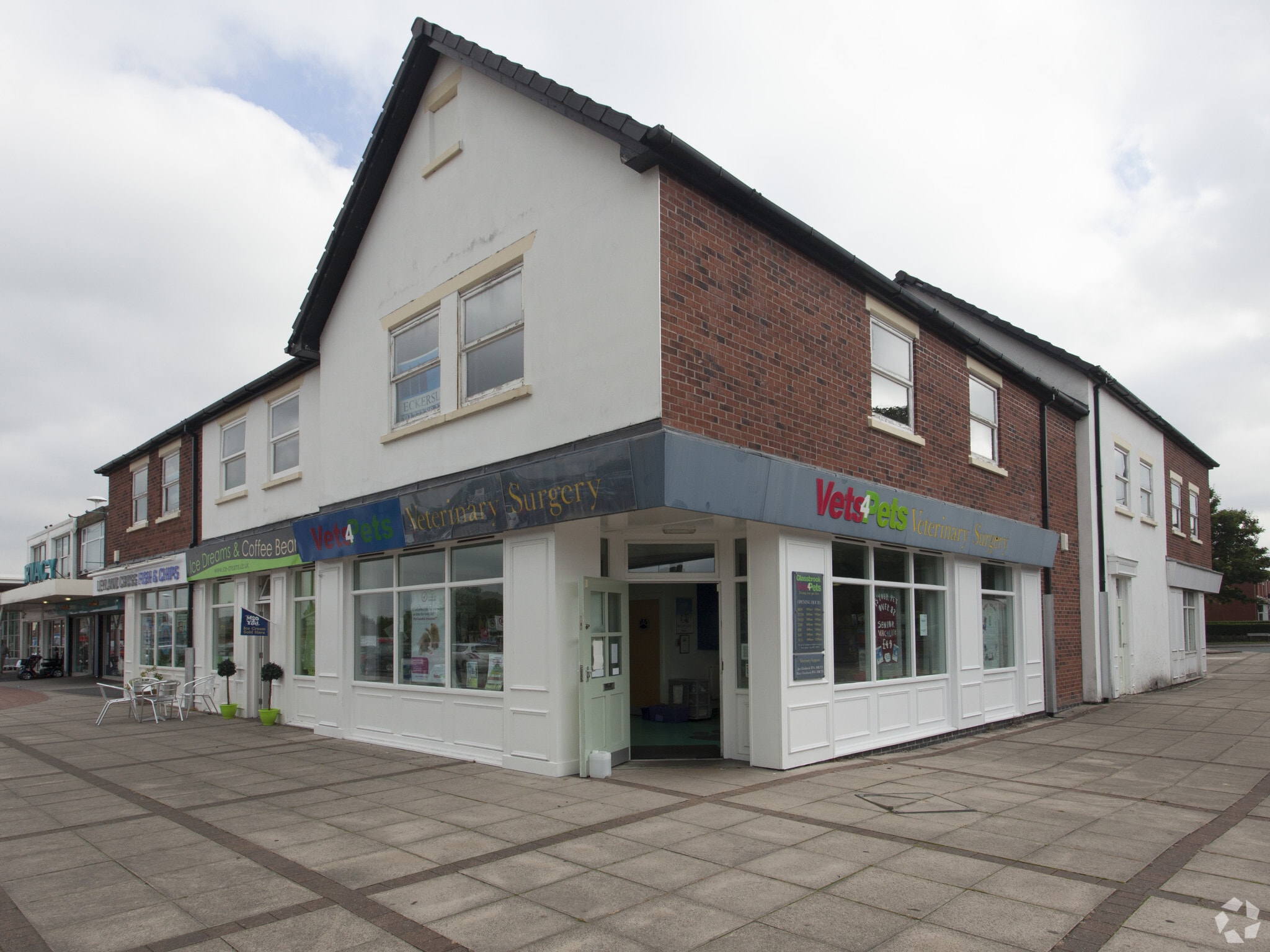 11 Church Rd, Leyland for sale Primary Photo- Image 1 of 1