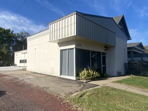 813 SW 6th Ave, Topeka, KS for sale Building Photo- Image 1 of 1