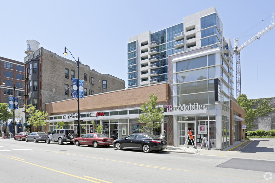 120 S Halsted St, Chicago, IL for sale - Primary Photo - Image 1 of 1