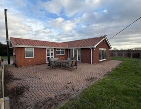 Scrooby Road, Doncaster to rent Building Photo- Image 1 of 1