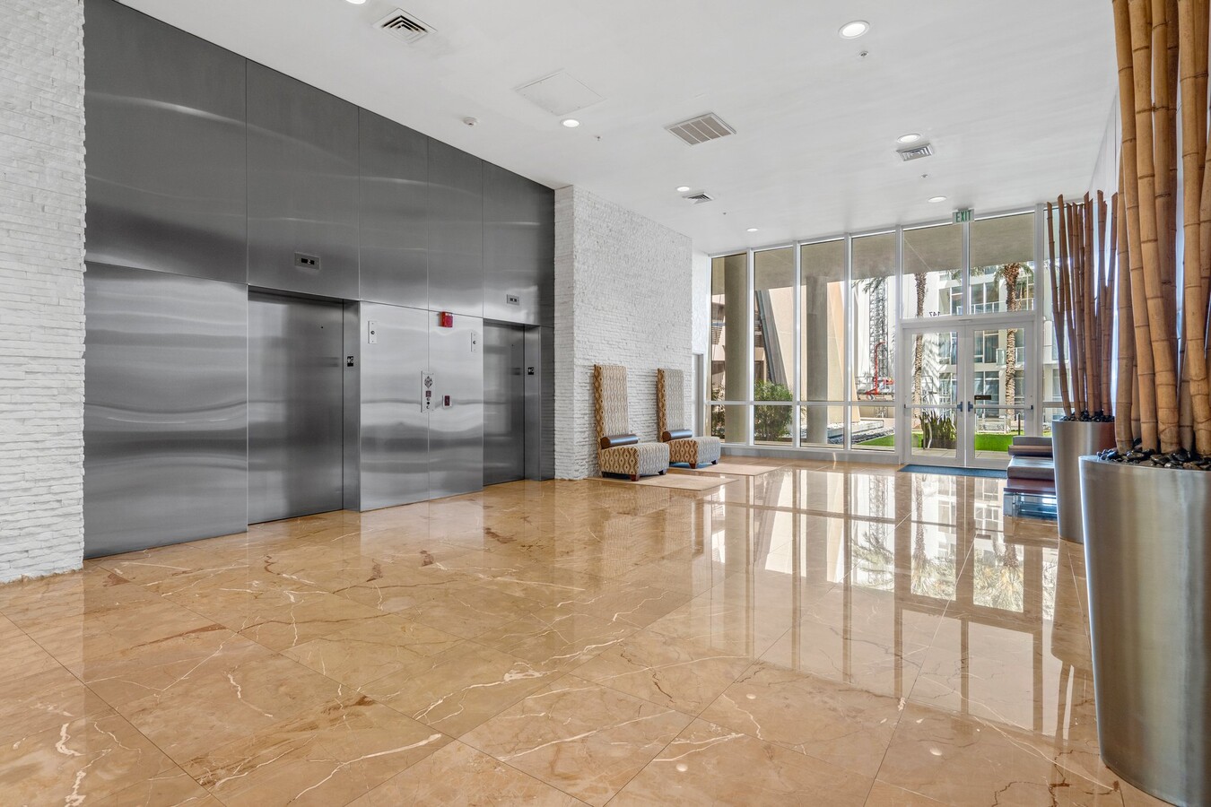 175 1st St S, Saint Petersburg, FL 33701 - Unit OU12 #306 -  - Lobby - Image 1 of 26