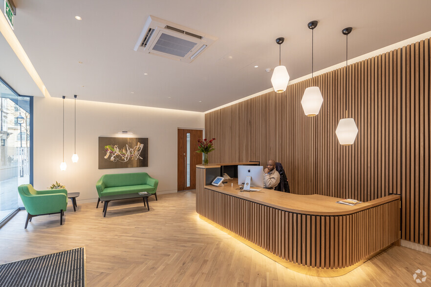10 Dean Farrar St, London to rent - Lobby - Image 2 of 12