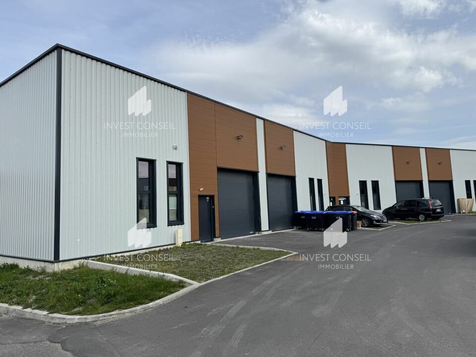 Light Industrial in Stains to rent Building Photo- Image 1 of 4