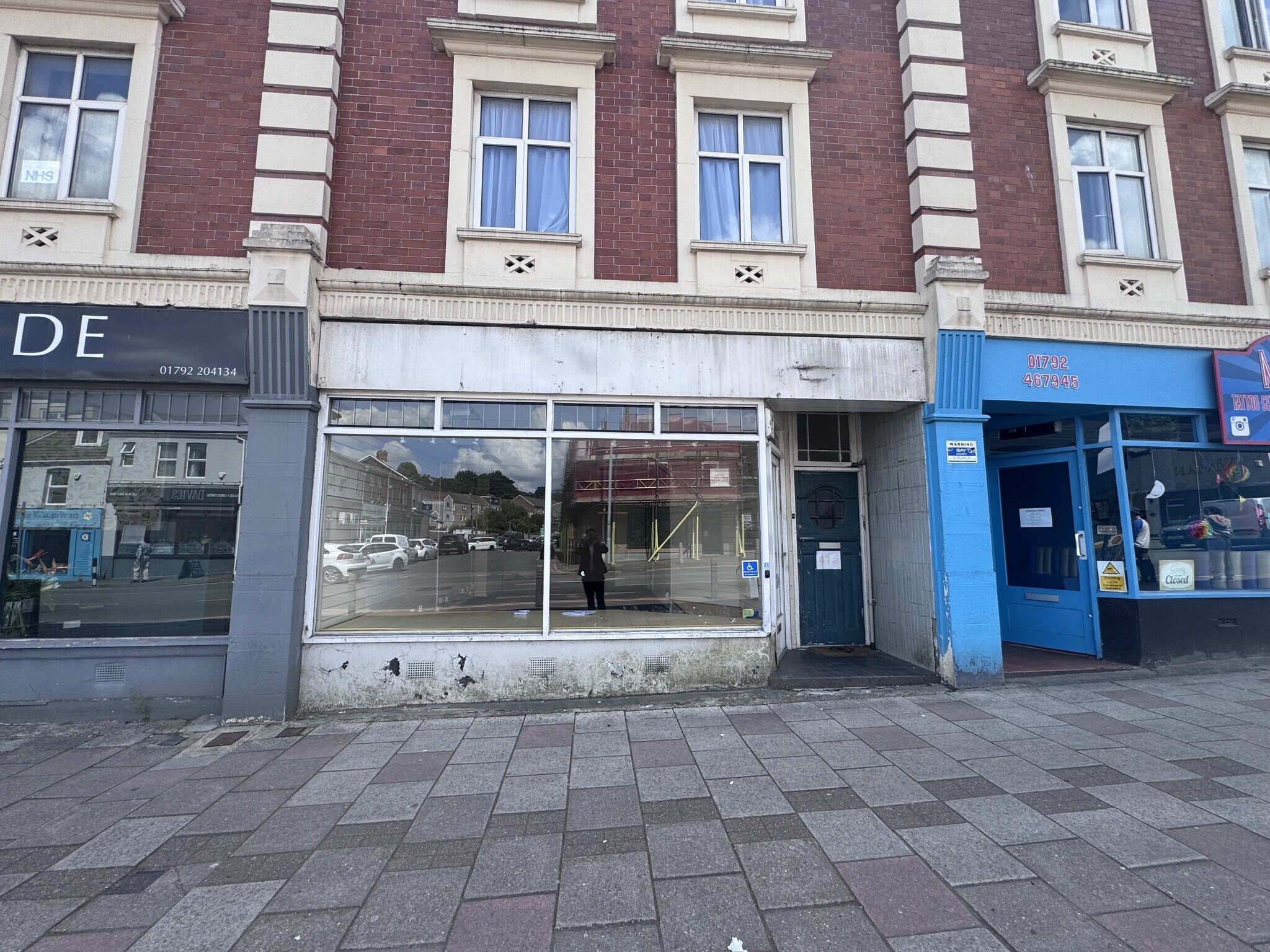 41 Gower Rd, Sketty to rent Primary Photo- Image 1 of 2