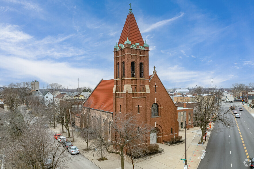 9546 S Ewing Ave, Chicago, IL for sale - Building Photo - Image 1 of 6