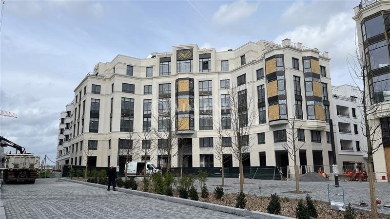 9 Rue D'Ariane, Chessy for sale - Building Photo - Image 2 of 7