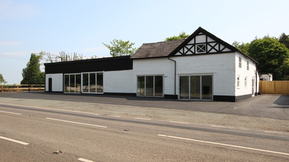 Mereside Rd, Knutsford for rent - Building Photo - Image 1 of 14