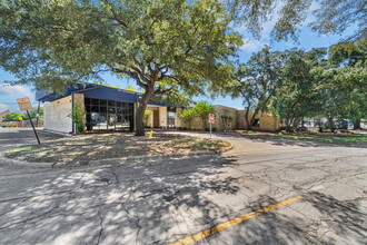 308 W Park Row Dr, Arlington, TX for sale Building Photo- Image 1 of 1