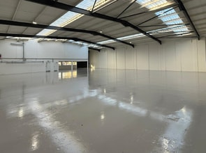 Streatham Rd, Mitcham to rent Interior Photo- Image 2 of 3