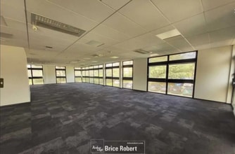 Office in Écully to rent Interior Photo- Image 2 of 5