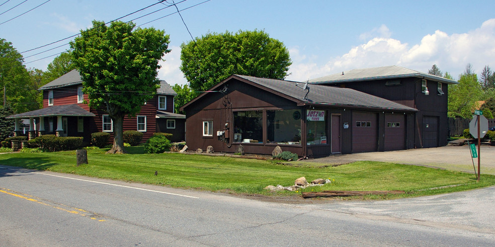 1811 Route 209, Brodheadsville, PA for sale - Building Photo - Image 1 of 1